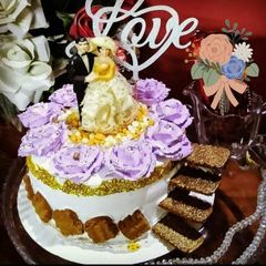 Wedding Anniversary Cake👫🎂 A picture of Wedding Anniversary Cake👫🎂.