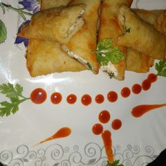 A picture of Cheese paneer cigars.