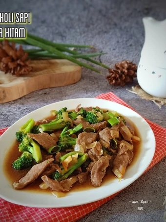 Cara Gampang Membuat Resep Brokoli Sapi Lada Hitam yang Enak Banget