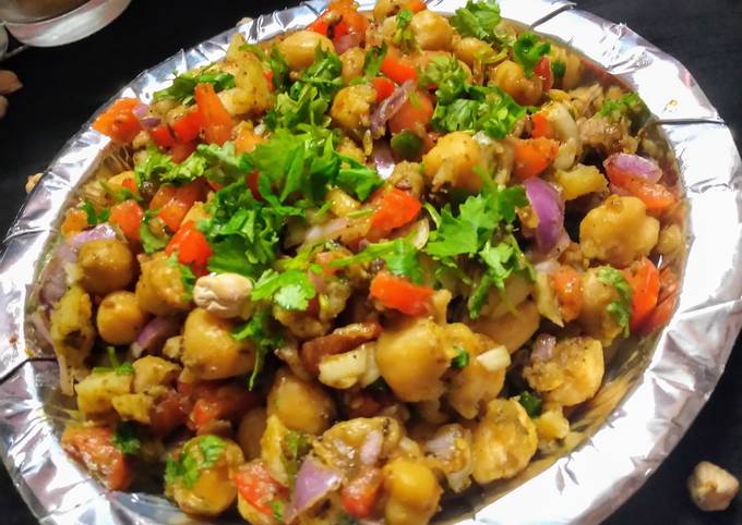 à¤à¤¾à¤¬à¥à¤²à¥ à¤à¤¨à¤¾ à¤à¤¾à¤ (Kabuli Chana Chaat recipe in Hindi) à¤°à¥à¤¸à¤¿à¤ªà¥ à¤¬à¤¨à¤¾à¤¨à¥ à¤à¥ à¤µà¤¿à¤§à¤¿ in Hindi by Sonika Gupta - Cookpad