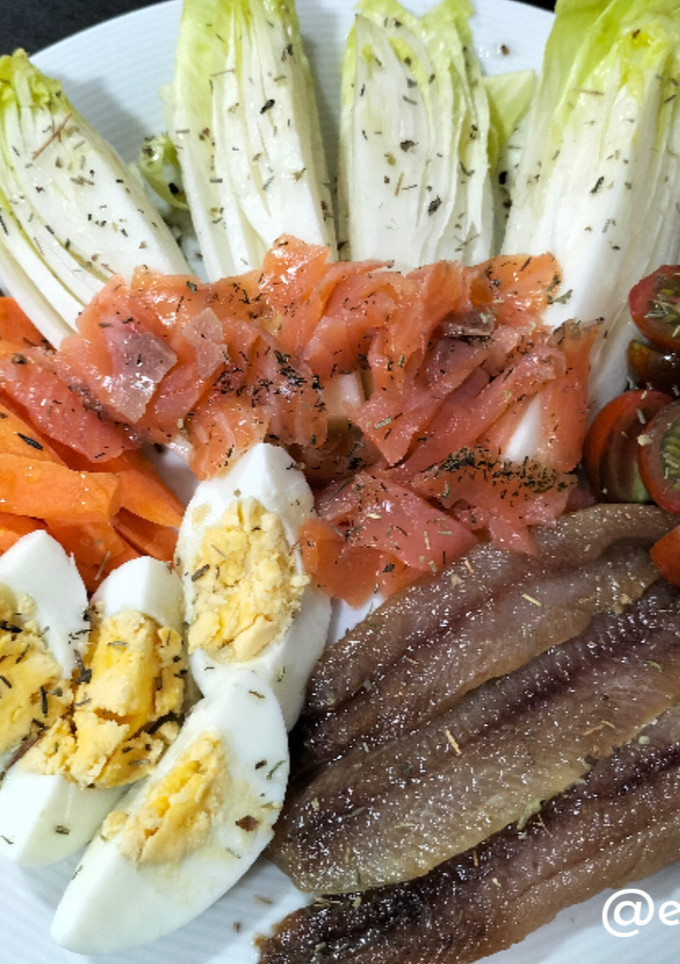 Una foto de Poke bowl con ahumados