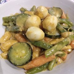 A picture of Curry Veggies.