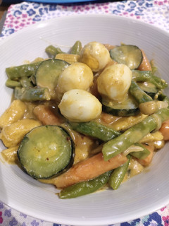 A picture of Curry Veggies.