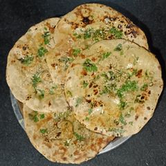 A picture of Bajara Til Bhakri.