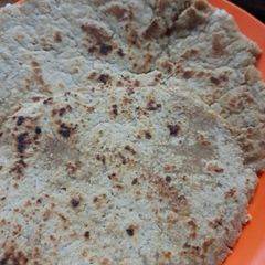 A picture of Meethi roti.