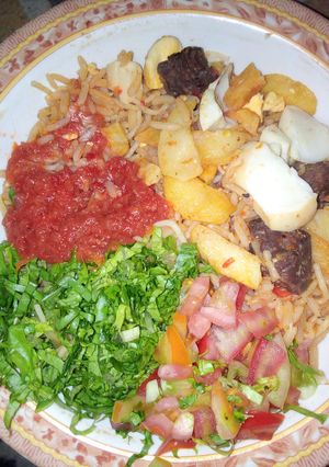 A picture of Jollof rice.