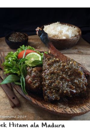 Foto resep Bebek Hitam Madura