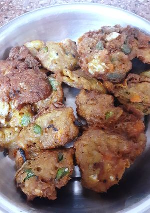 A picture of Chinese pakorey.