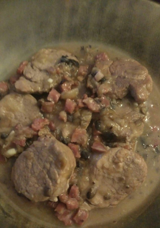 Una foto de Solomillo con jamón y champiñones