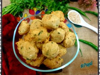 उड़द दाल के वड़े (urad dal ke vade recipe in Hindi)