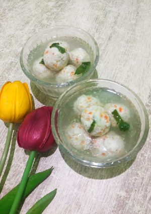 Foto resep Sup Bola - Bola Ayam Simple (MPASI 1y+)