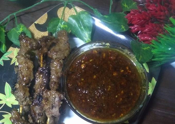 Resep praktis membuat Sate daging sapi sajian Idul Fitri  istimewa