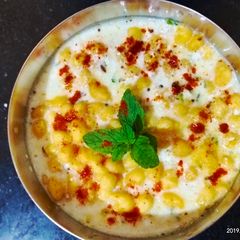 A picture of Boondi raita.