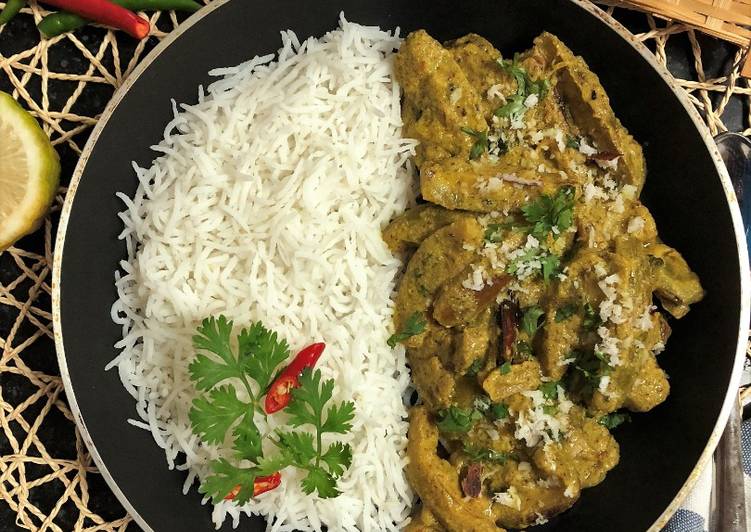 Dinner Ideas Potoler Korma (Parwal / Pointed Gourd Curry)