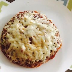 A picture of Stuffed Vegetable dosa pizza.