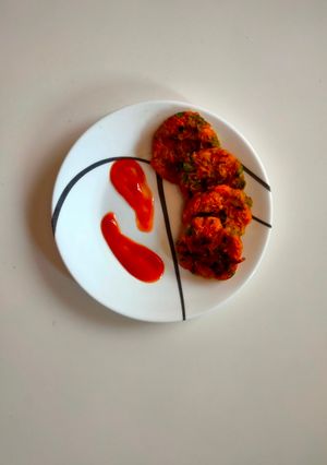 આલુ ટીકીયા (Aloo Tikkiya Recipe In Gujarati) રેસીપી મુખ્ય ફોટો