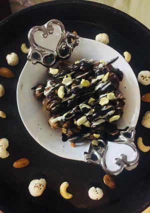 A picture of Shahi litchi choco ice cream.