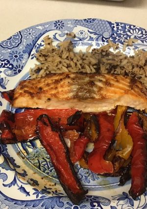 A picture of Soy and honey glazed salmon.
