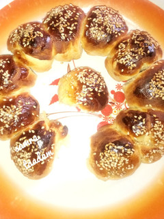 A picture of Doughnut bread.