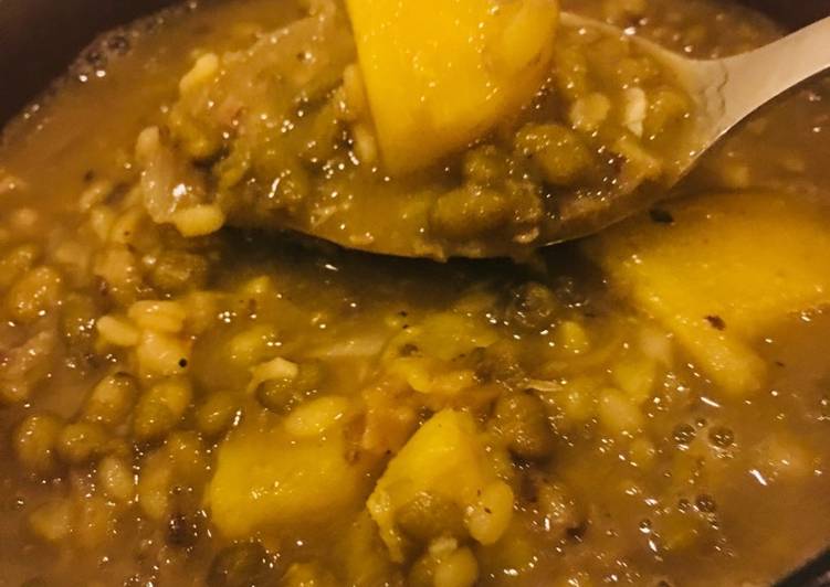 Steps to Prepare Yummy Green Gram-Sweet Potato Soup