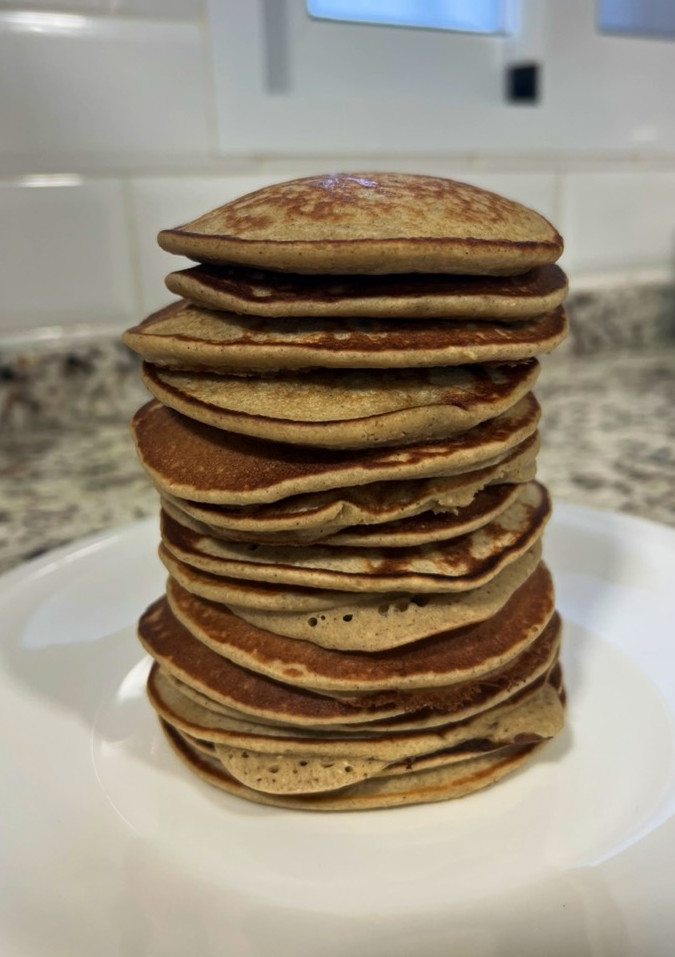 Una foto de Tortitas de plátano y avena