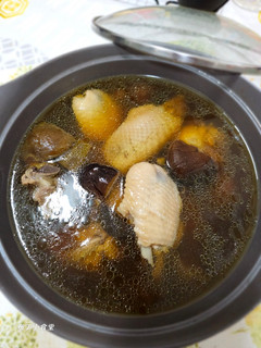 香菇蔭瓜雞湯 的食譜成品照片