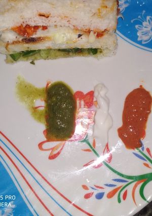 A picture of Club tricolour veggie box.