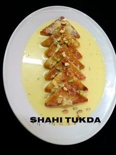 ஷாஹி துக்கடா (Shahi THukkada Recipe in Tamil) செய்முறை முக்கிய புகைப்படம்
