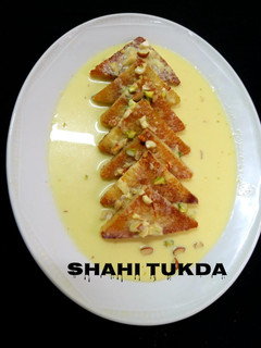 ஷாஹி துக்கடா (Shahi THukkada Recipe in Tamil) செய்முறை முக்கிய புகைப்படம்