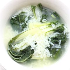 A picture of Bak Choy Porridge.