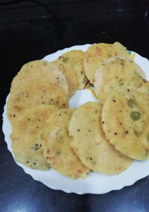 A picture of Moong Dal Idli.