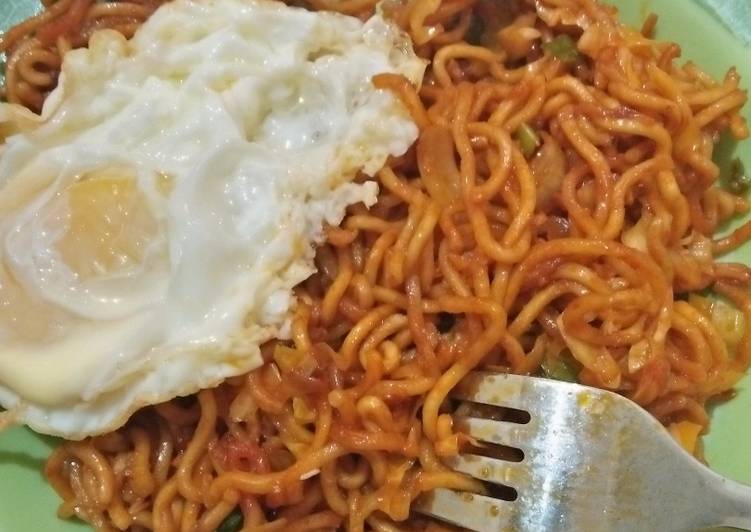 Resep Homemade Mie Goreng Pedas telor ceplok, Menggugah Selera