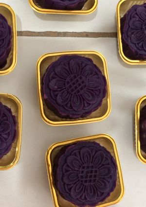 Foto resep Mooncake Ubi Ungu / Purple Sweet Potato Mooncake