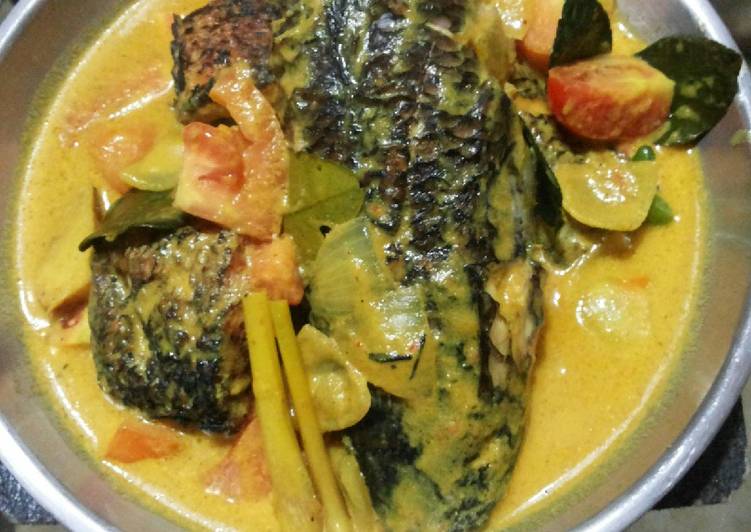 Gulai ikan gabus panggang