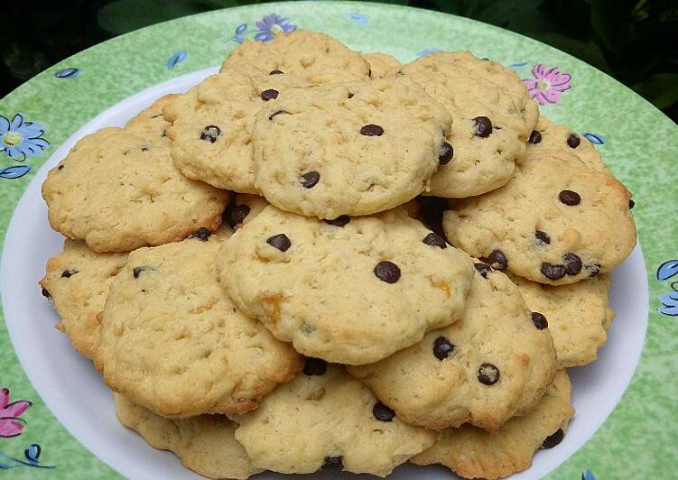 Banana Chocolate Chip Cookies