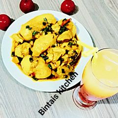 A picture of Turmeric Potatoe Porridge.