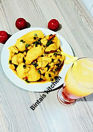 A picture of Turmeric Potatoe Porridge.