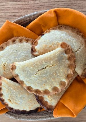 Una foto de Mi Repulgue de Empanaditas Keto 🥟Masa para Empanadas Nutritiva y Sin Gluten 🥟Especial Semana de Mayo