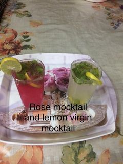 नींबू का और रोज फलेवर में मॉकटेल (Nimbu ka aur rose flavour mein moctail recipe in Hindi) रेसिपी मुख्य फोटो