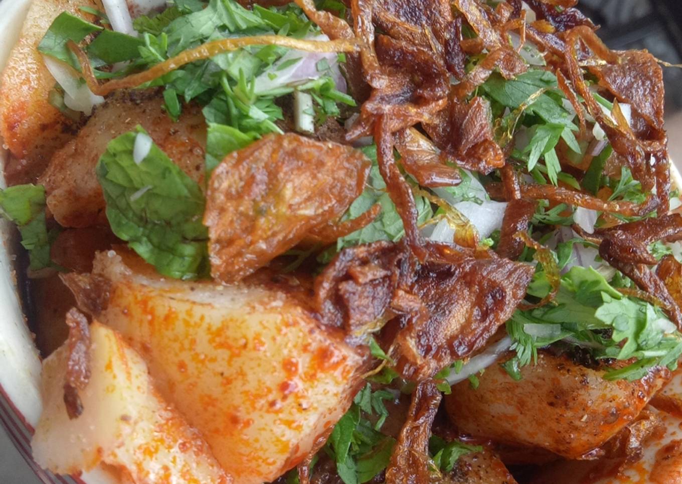 Spicy kat with potatoes
