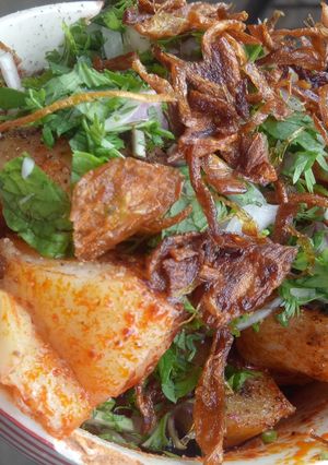 A picture of Potato spicy chaat.