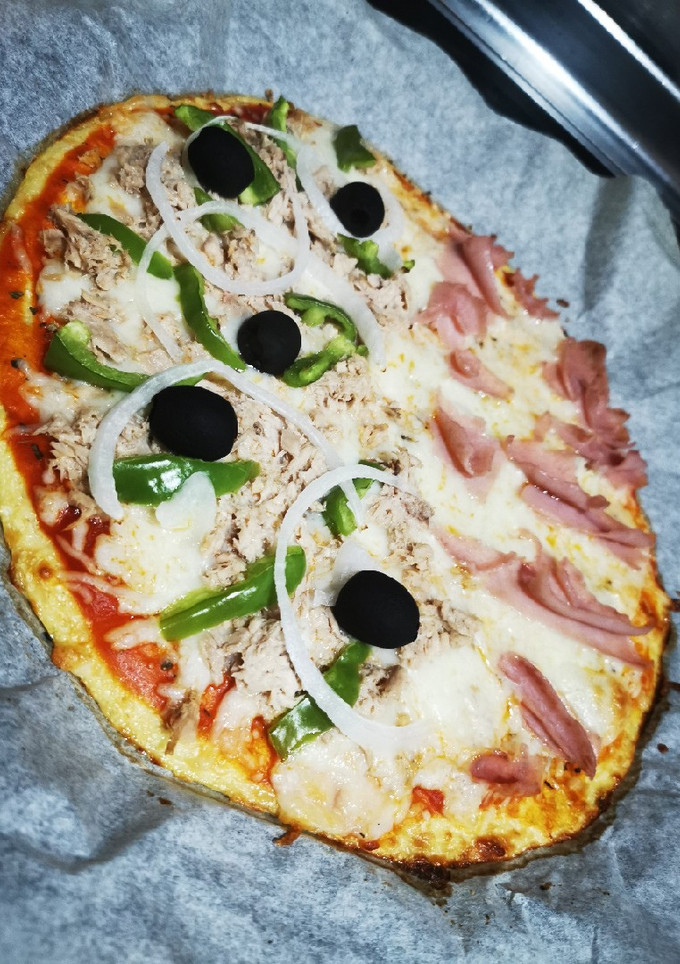 Una foto de Pizza de Coliflor keto gluten free