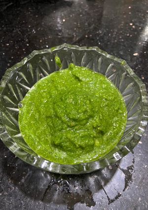 धनिया आमला की चटनी(dhaniya amla ki chutney recepie in hindi) रेसिपी मुख्य फोटो