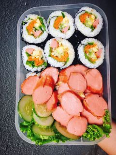 Hình của món Kimbap.