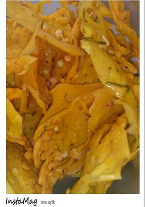 Foto resep Peyek kacang renyah....gak hancur