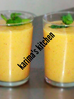 A picture of Mango orange smoothie.