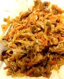 Fideos de arroz con verduras y salsa Hoisin (picante opcional)