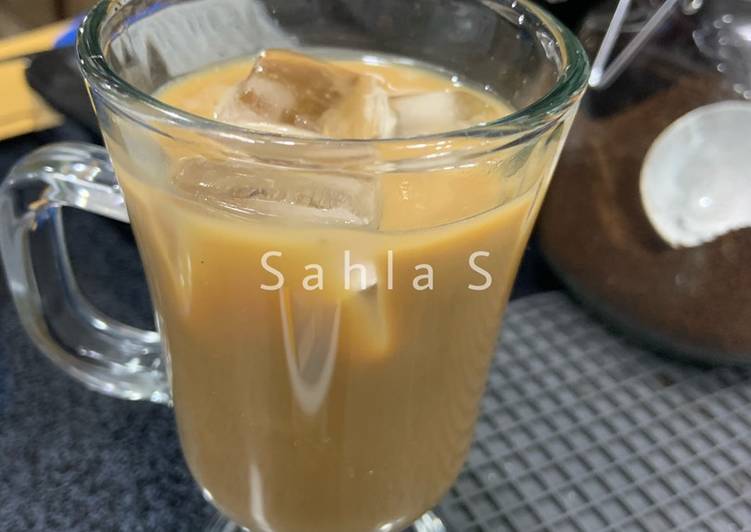 Es Kopi Susu Enak!