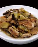 SP.0388 - Thịt Heo Quay & Lưỡi Vịt Xào Cải Chua