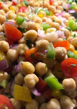 A picture of Chickpea salad.
